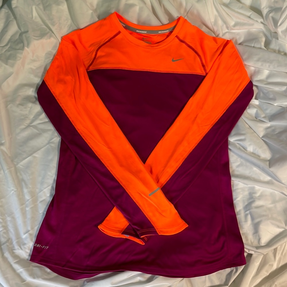 Nike Women’s Dri-Fit Pullover